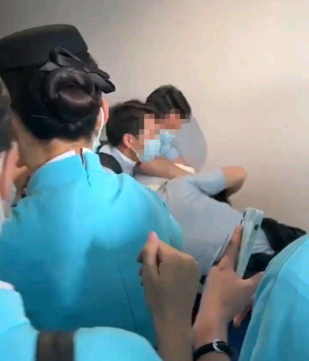 独家偷拍最新视频火热曝光，视觉盛宴震撼来袭！
